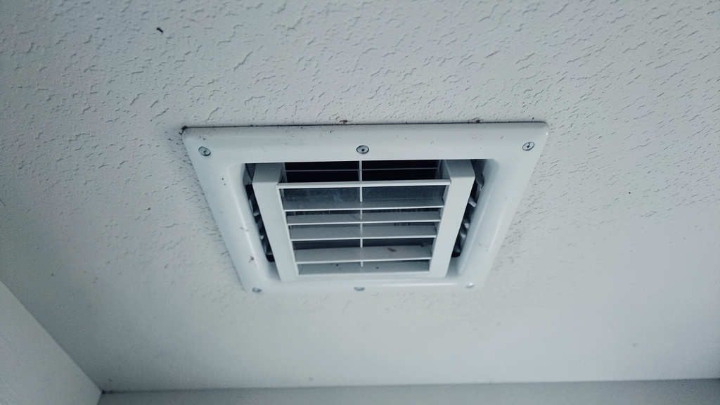 Grease Duct Cleaning Frequency: NYC Codes vs. NFPA 96 for Manhattan Eateries