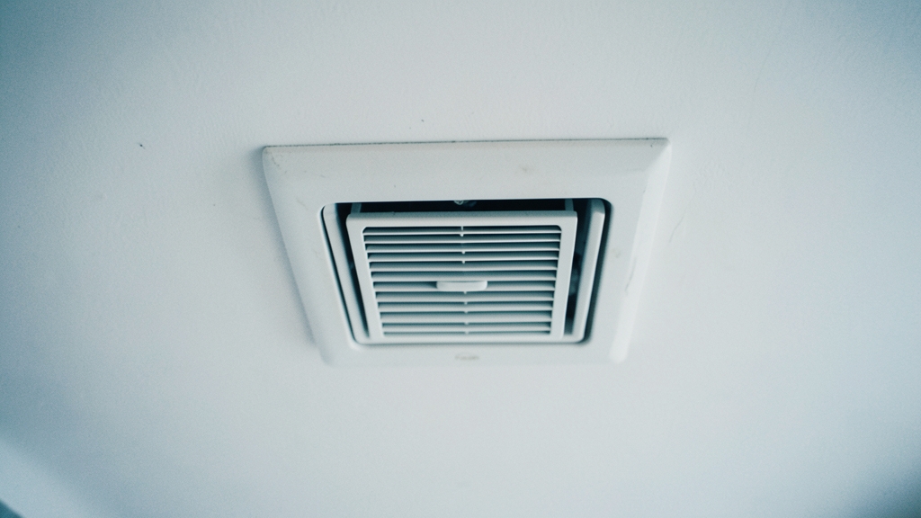 Tackling Large-Scale Ductwork Cleaning Challenges in Sandy